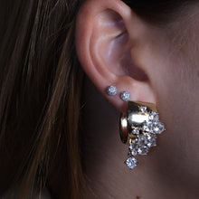 Görseli Galeri görüntüleyiciye yükleyin, Golden Whisper Küpe