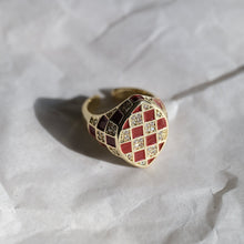Görseli Galeri görüntüleyiciye yükleyin, Chess Yüzük Bordo