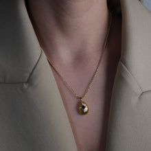 Görseli Galeri görüntüleyiciye yükleyin, Solis Kolye