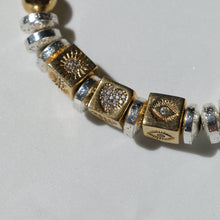 Görseli Galeri görüntüleyiciye yükleyin, Iris Bilezik 2 Harf