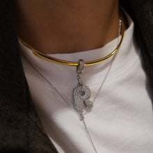 Görseli Galeri görüntüleyiciye yükleyin, Lettered Cuff Kolye