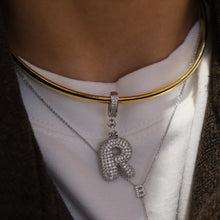 Görseli Galeri görüntüleyiciye yükleyin, Lettered Cuff Kolye