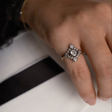 Görseli Galeri görüntüleyiciye yükleyin, Quat Yüzük