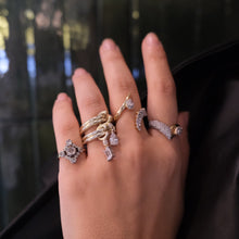 Görseli Galeri görüntüleyiciye yükleyin, Gold Deyra Yüzük