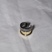 Görseli Galeri görüntüleyiciye yükleyin, Apex Ear Cuff