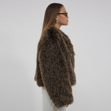 Görseli Galeri görüntüleyiciye yükleyin, Castanea Fur Coat