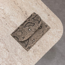 Görseli Galeri görüntüleyiciye yükleyin, Artisan Series No1: The Serpent Cüzdan
