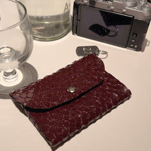 Görseli Galeri görüntüleyiciye yükleyin, Artisan Series No3: The Bordeaux Cüzdan
