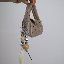 Görseli Galeri görüntüleyiciye yükleyin, Bag Charm No1 - Silver Edition
