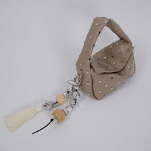 Görseli Galeri görüntüleyiciye yükleyin, Bag Charm No1 - Silver Edition

