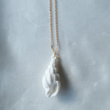 Görseli Galeri görüntüleyiciye yükleyin, De La Mer Kolye No:4
