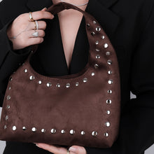 Görseli Galeri görüntüleyiciye yükleyin, Élanor Süet Canta
