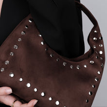 Görseli Galeri görüntüleyiciye yükleyin, Élanor Süet Canta
