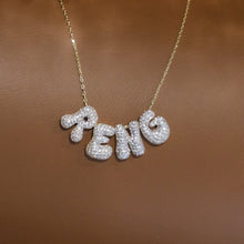 Görseli Galeri görüntüleyiciye yükleyin, Aurel Küçük Balon Harf Kolye (4 Harf)

