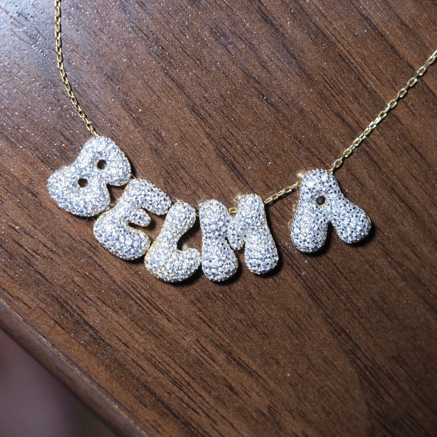 Aurel Küçük Balon Harf Kolye (5 Harf)