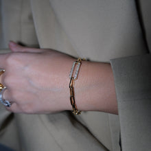 Görseli Galeri görüntüleyiciye yükleyin, Flat Bilezik
