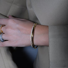 Görseli Galeri görüntüleyiciye yükleyin, Aida Bilezik
