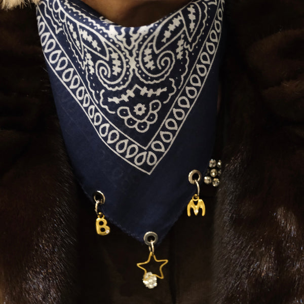 Charmlı Kişiselleştirilebilir Fular 3 Charm