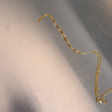 Görseli Galeri görüntüleyiciye yükleyin, İsimli Şahmeran
